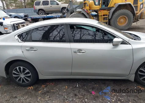 2018 Nissan Altima 2.5 S from USA, damaged, VIN 1N4AL3APXJC153872